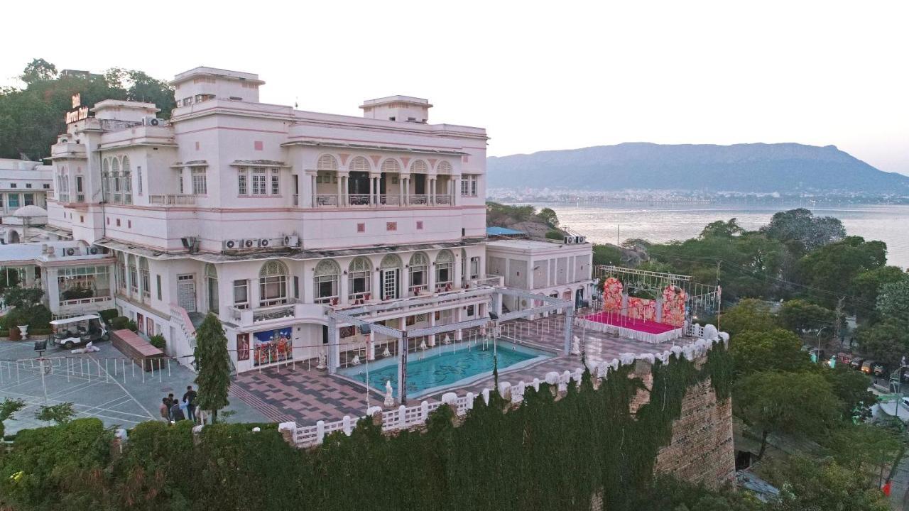 Hotel Merwara Estate- A Luxury Heritage Resort Аджмер Екстер'єр фото