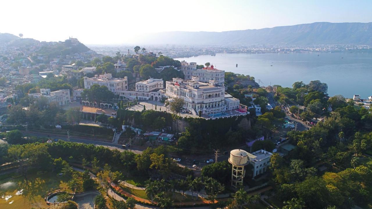 Hotel Merwara Estate- A Luxury Heritage Resort Аджмер Екстер'єр фото