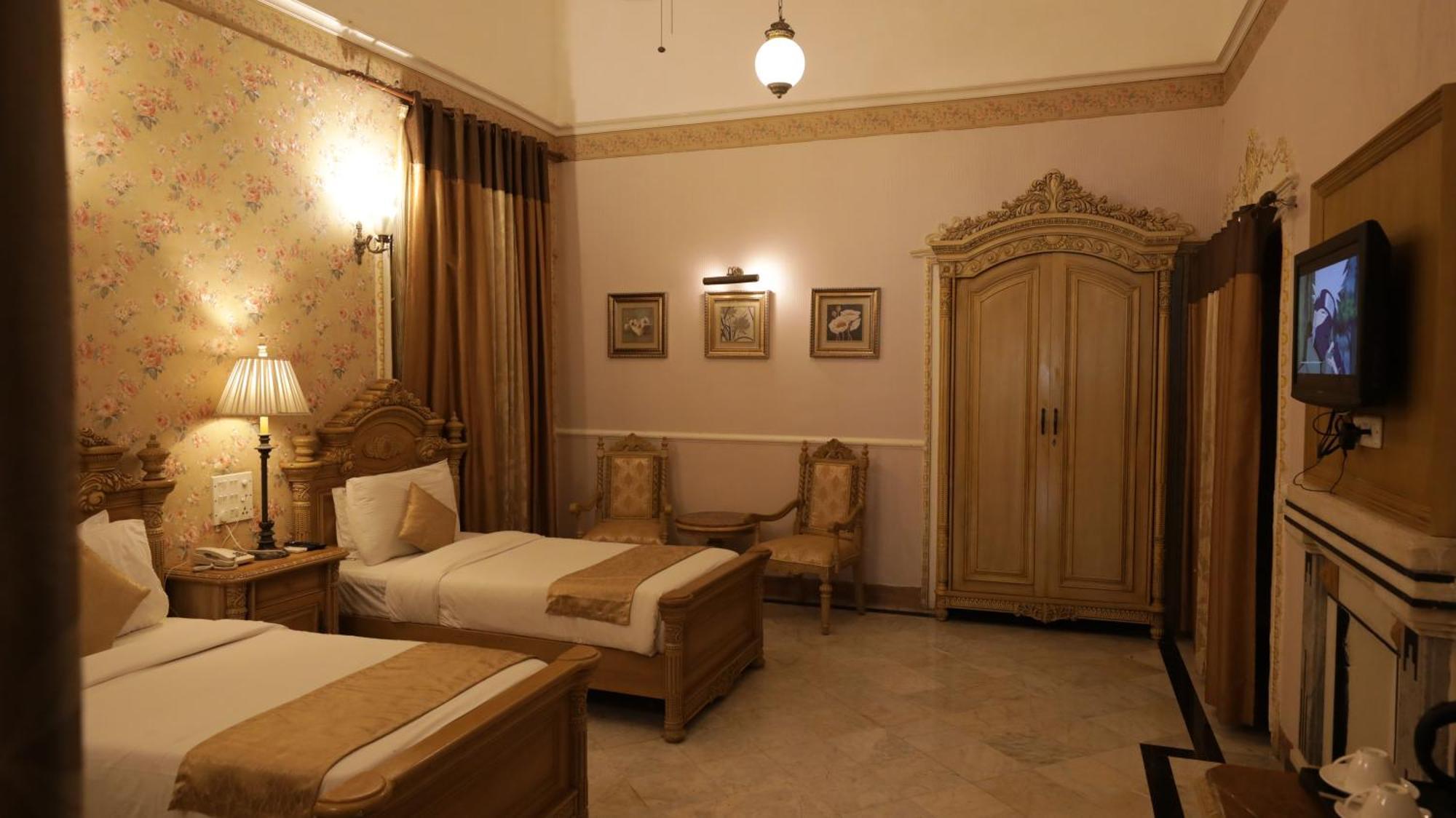 Hotel Merwara Estate- A Luxury Heritage Resort Аджмер Екстер'єр фото