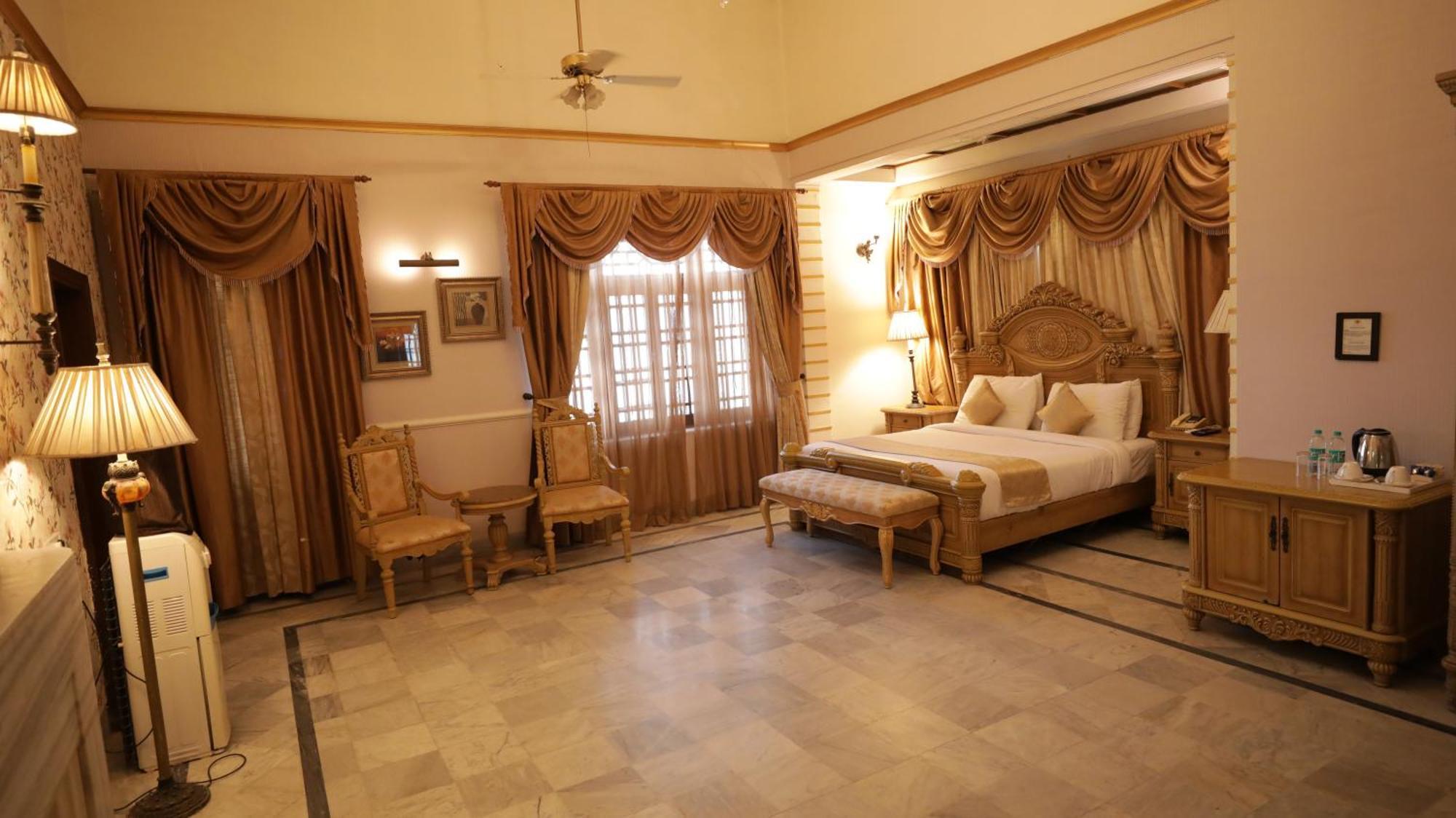 Hotel Merwara Estate- A Luxury Heritage Resort Аджмер Екстер'єр фото