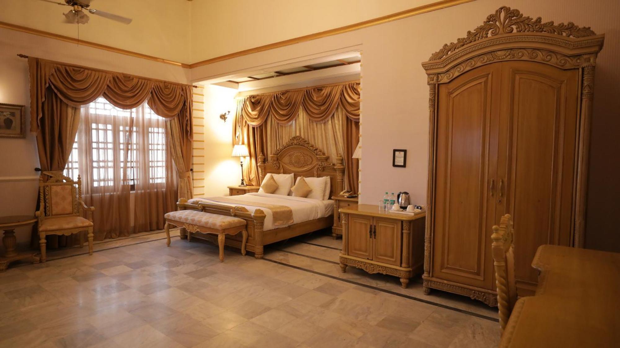 Hotel Merwara Estate- A Luxury Heritage Resort Аджмер Екстер'єр фото