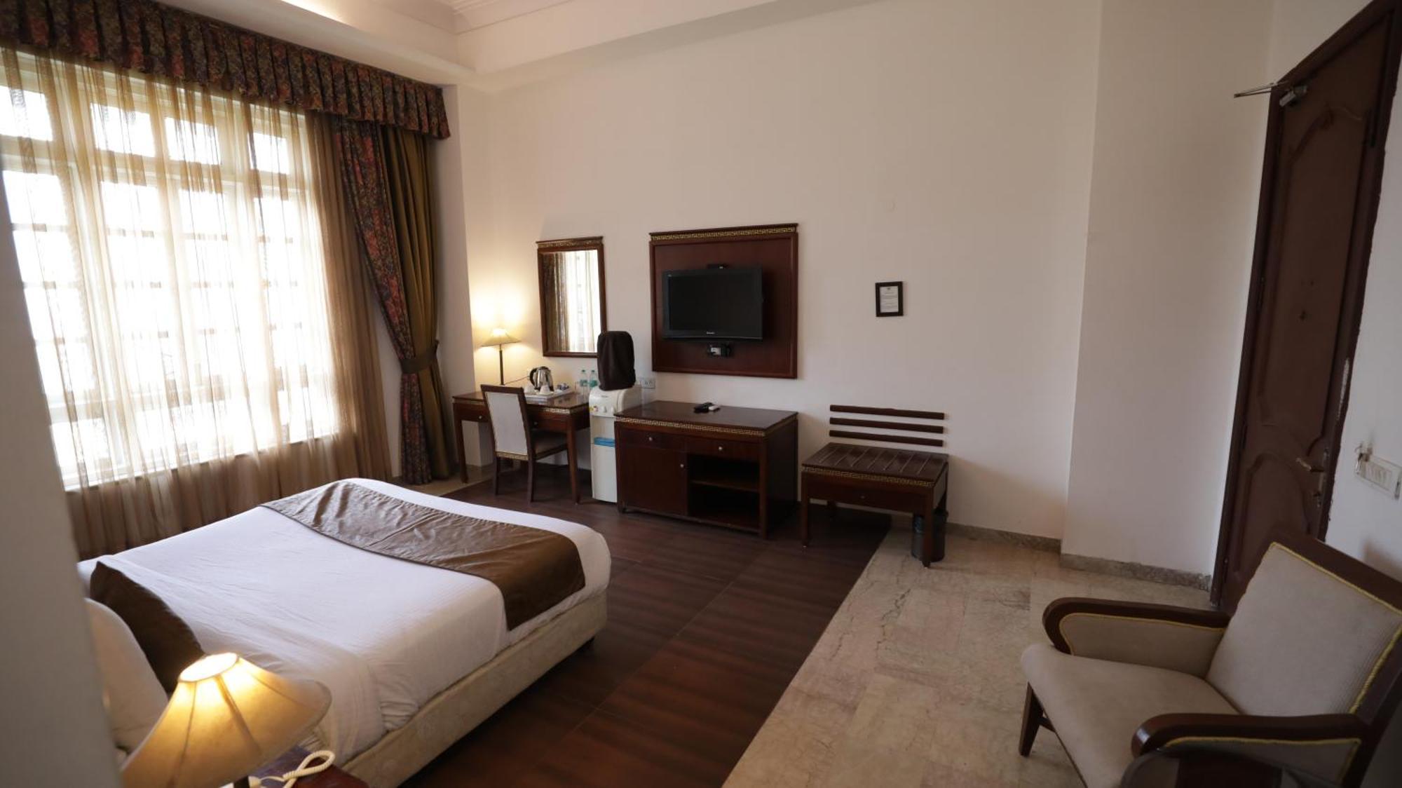Hotel Merwara Estate- A Luxury Heritage Resort Аджмер Екстер'єр фото