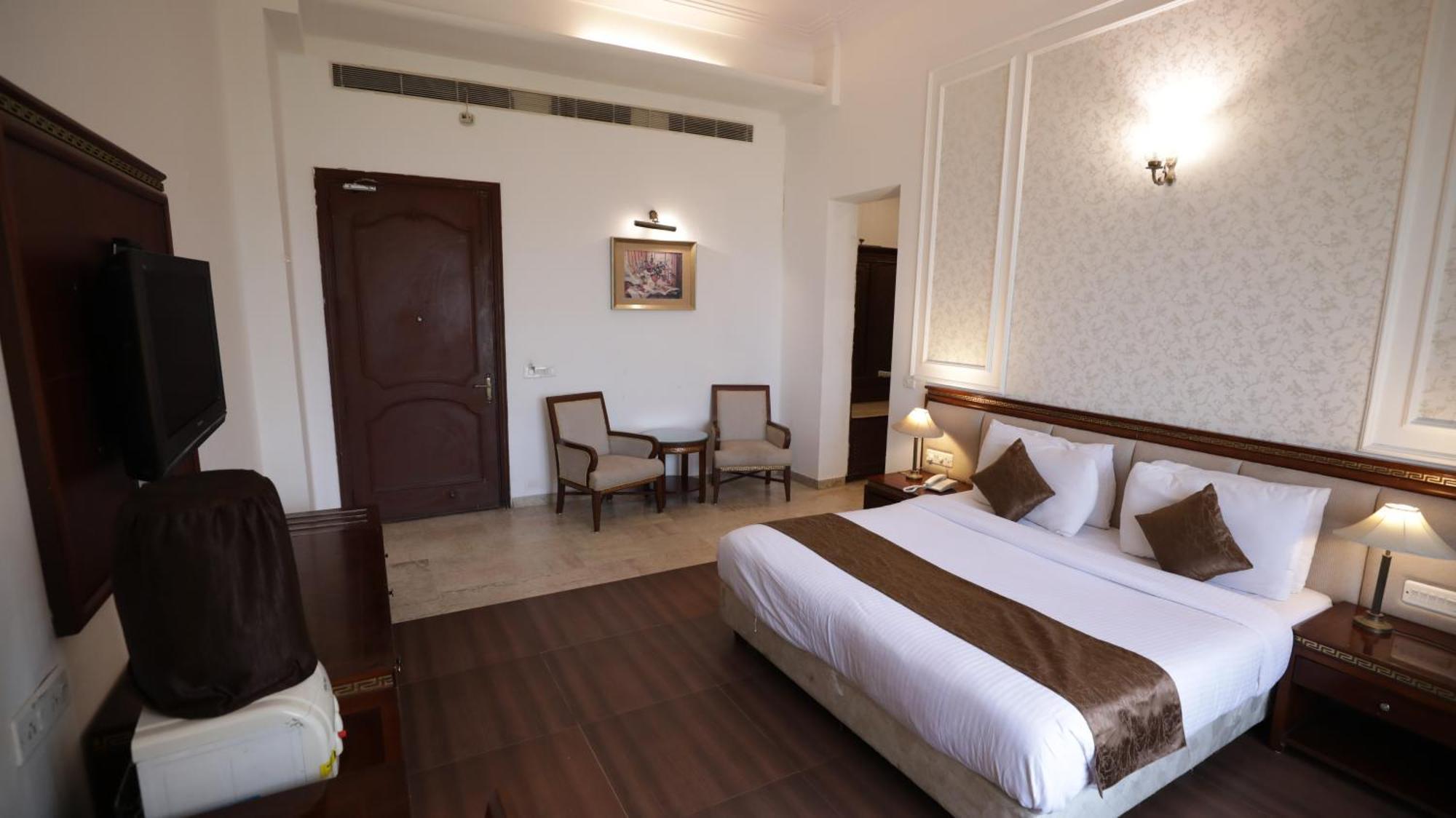 Hotel Merwara Estate- A Luxury Heritage Resort Аджмер Екстер'єр фото